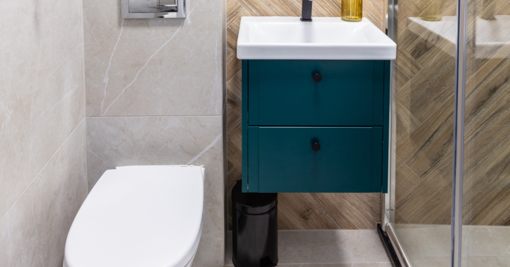 How Can You Maximise Space in a Small Bathroom Renovation?